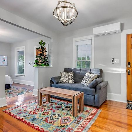 Mckenize Guest House: Marble Falls Suite 1 Bd, 1Ba 外观 照片